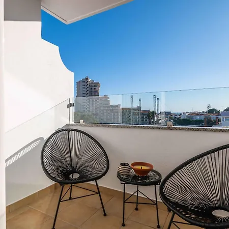 Montechoro Sea View 3 Bedroom 800m From The Strip * Albufeira